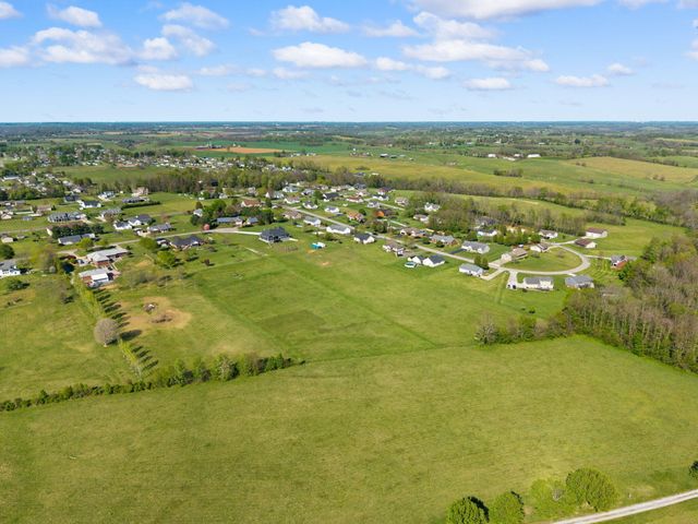 131 Buck Run Road, Hustonville, KY 40437