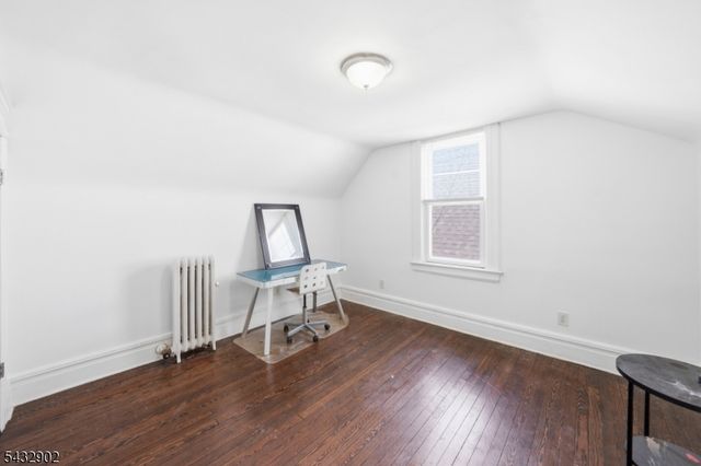 41 Edgar St, East Orange City, NJ 07018