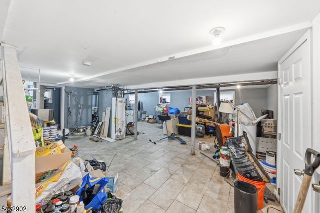 41 Edgar St, East Orange City, NJ 07018