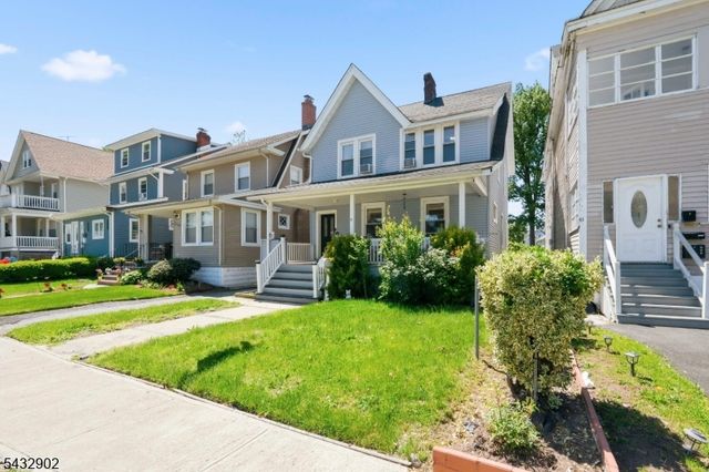 41 Edgar St, East Orange City, NJ 07018