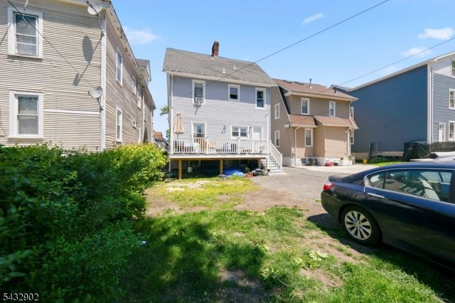 41 Edgar St, East Orange City, NJ 07018