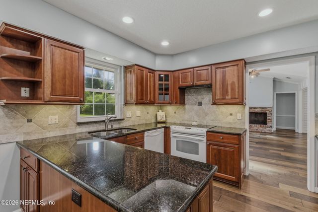 5001 WATER OAK Lane, Jacksonville, FL 32210