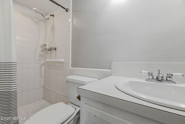5001 WATER OAK Lane, Jacksonville, FL 32210
