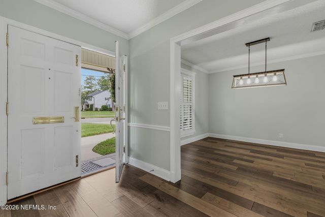 5001 WATER OAK Lane, Jacksonville, FL 32210