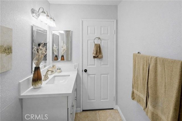 1098 S Sundance, Anaheim, CA 92808