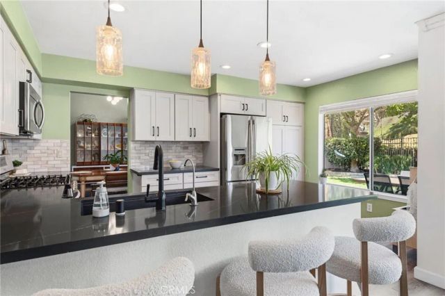 43502 Calle Carabana, Temecula, CA 92592