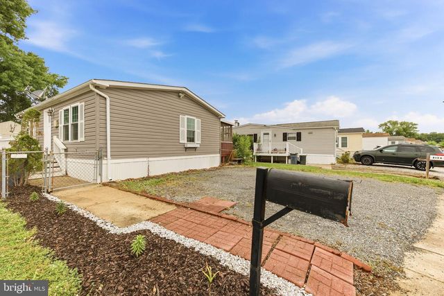 9132 GOLDENROD LN, Upper Marlboro, MD 20772