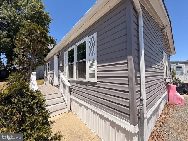 9132 GOLDENROD LN, Upper Marlboro, MD 20772