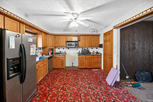 846 Wolf Drive, Logansport, IN 46947