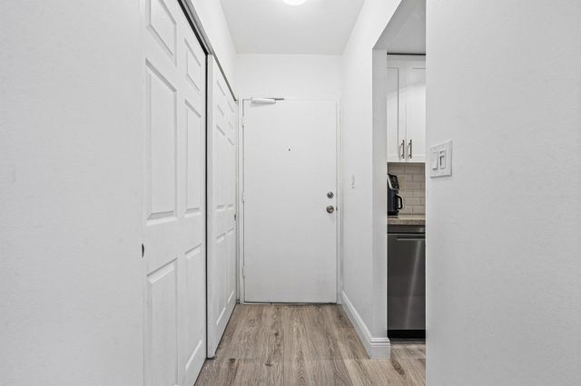 550 Bayshore Drive 506, Fort Lauderdale, FL 33304