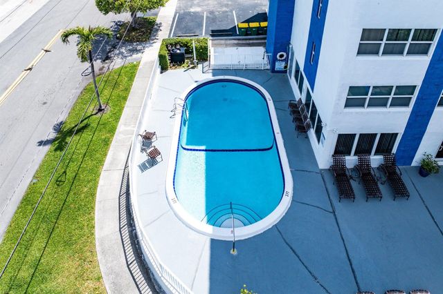 550 Bayshore Drive 506, Fort Lauderdale, FL 33304