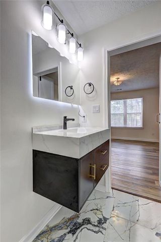 2024 COLLIER W Circle, Decatur, GA 30032