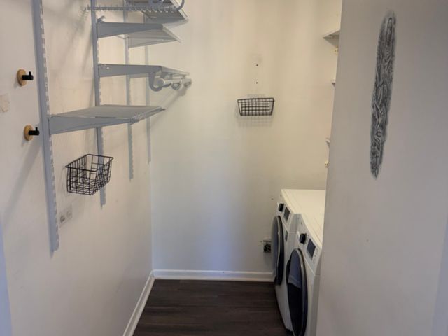 25 E Palatine Road 212, Arlington Heights, IL 60004