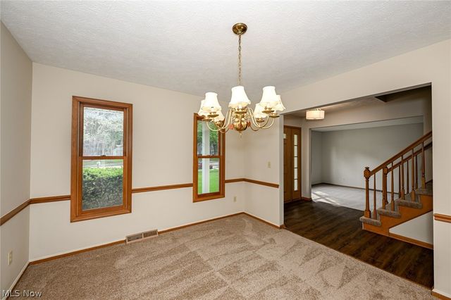 8460 Old Post Road, Olmsted Falls, OH 44138