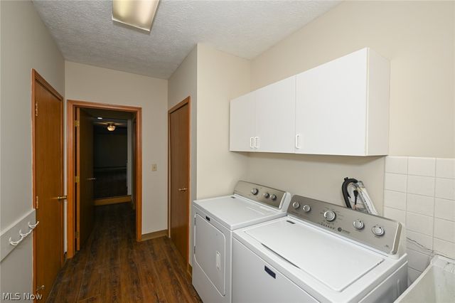 8460 Old Post Road, Olmsted Falls, OH 44138
