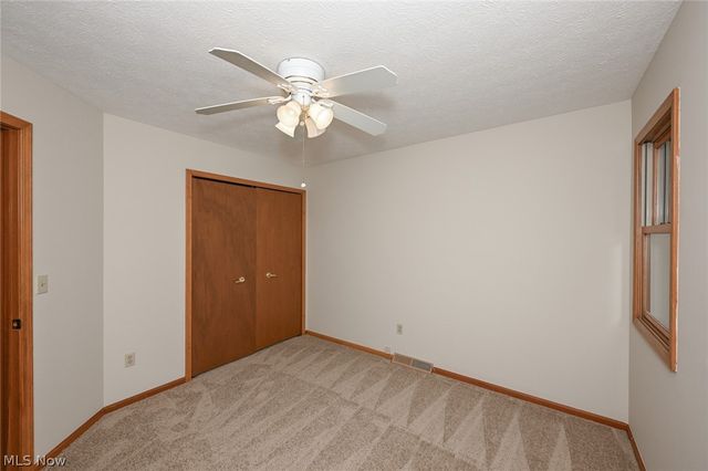 8460 Old Post Road, Olmsted Falls, OH 44138