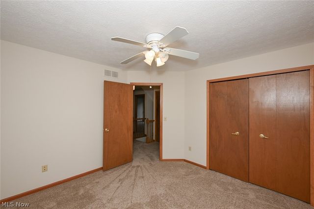 8460 Old Post Road, Olmsted Falls, OH 44138