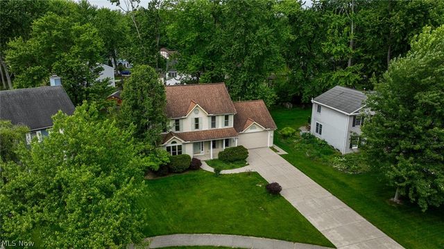 8460 Old Post Road, Olmsted Falls, OH 44138