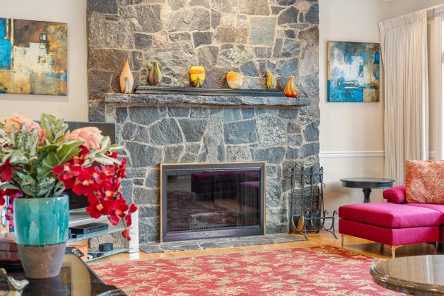 10 Morgan Road, Hanover, NH 03755