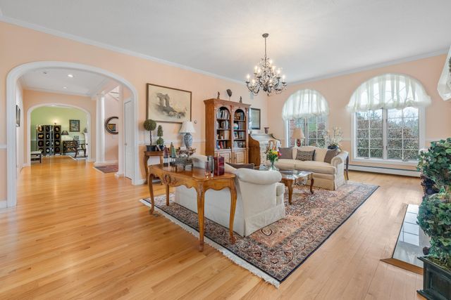 10 Morgan Road, Hanover, NH 03755