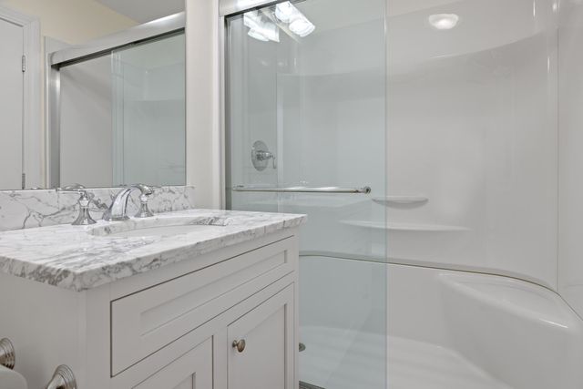 10 Morgan Road, Hanover, NH 03755
