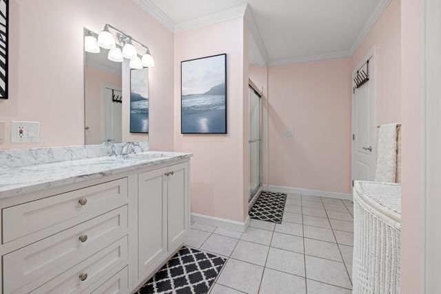 10 Morgan Road, Hanover, NH 03755