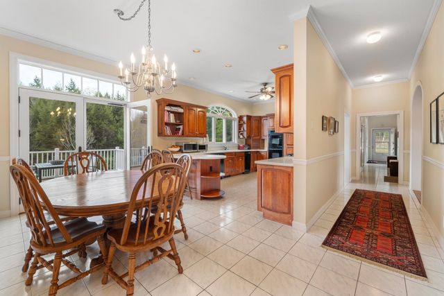 10 Morgan Road, Hanover, NH 03755