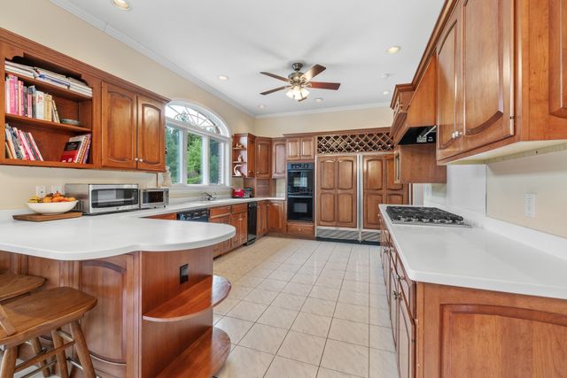 10 Morgan Road, Hanover, NH 03755