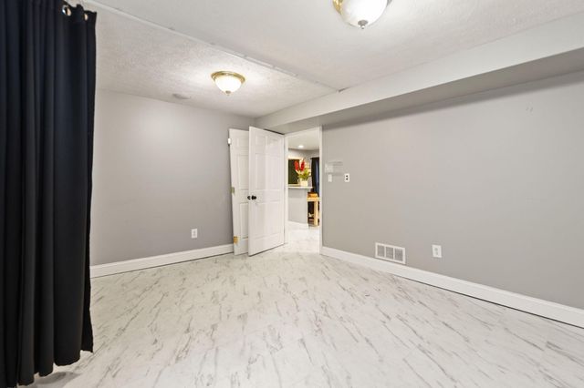 4418 Main St, Clay City, KY 40312