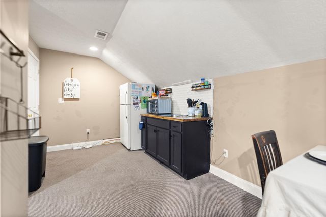 4418 Main St, Clay City, KY 40312