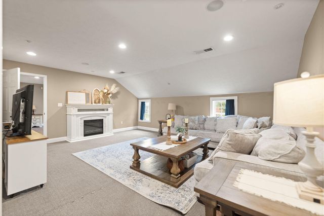 4418 Main St, Clay City, KY 40312