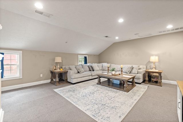 4418 Main St, Clay City, KY 40312