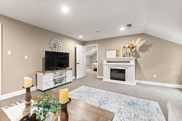 4418 Main St, Clay City, KY 40312