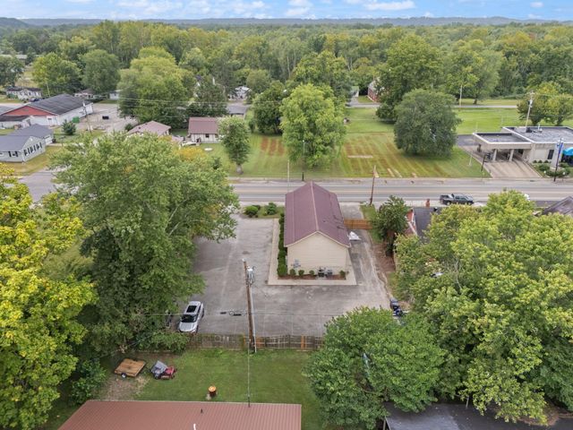 4418 Main St, Clay City, KY 40312