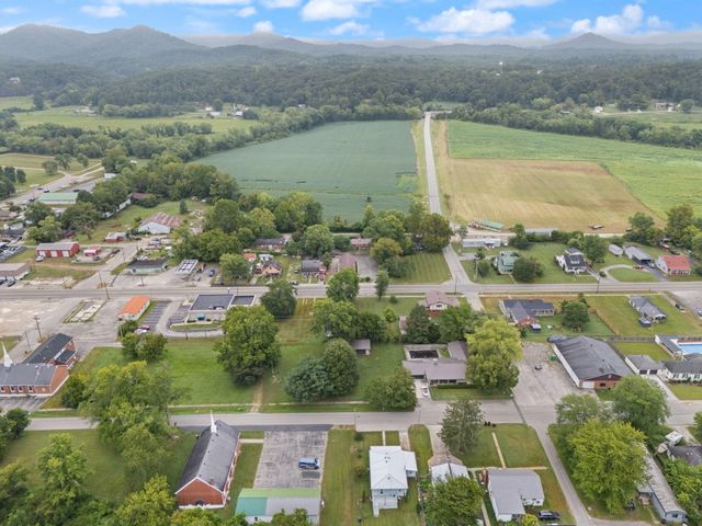 4418 Main St, Clay City, KY 40312