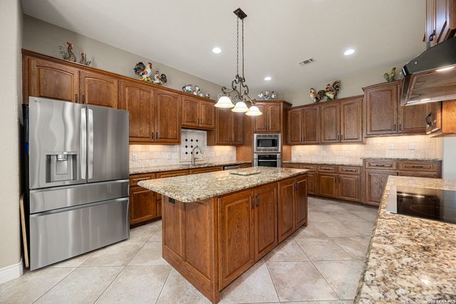 133 Vintage Ranch Cir, La Vernia, TX 78121