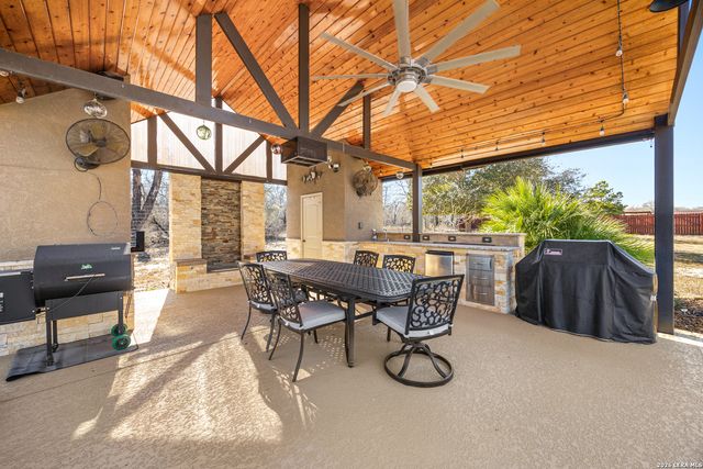 133 Vintage Ranch Cir, La Vernia, TX 78121