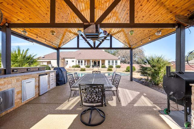 133 Vintage Ranch Cir, La Vernia, TX 78121