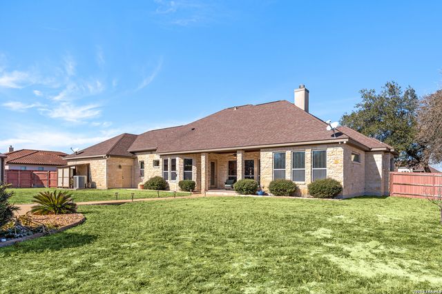 133 Vintage Ranch Cir, La Vernia, TX 78121