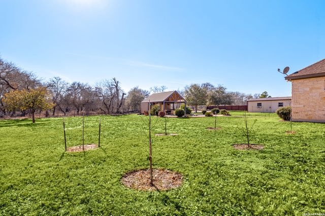 133 Vintage Ranch Cir, La Vernia, TX 78121