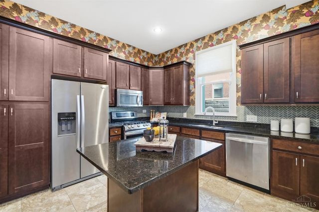 558 Milton Street, Cincinnati, OH 45202