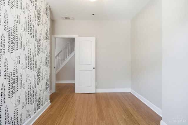 558 Milton Street, Cincinnati, OH 45202