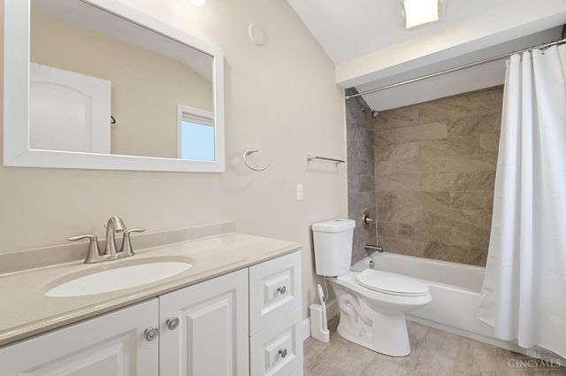 558 Milton Street, Cincinnati, OH 45202