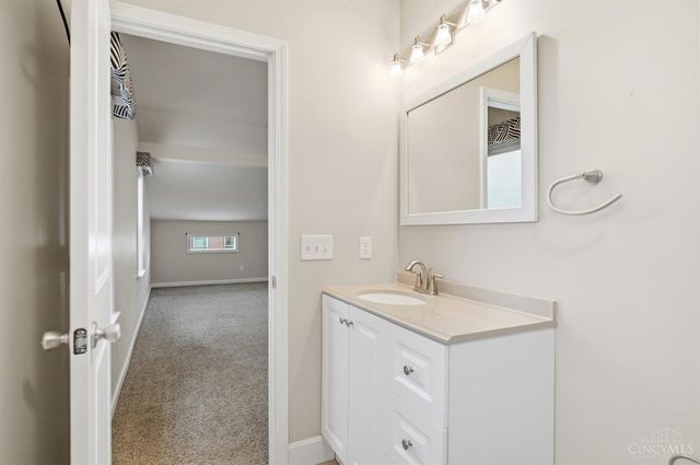 558 Milton Street, Cincinnati, OH 45202
