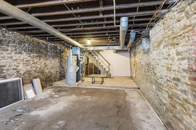 558 Milton Street, Cincinnati, OH 45202