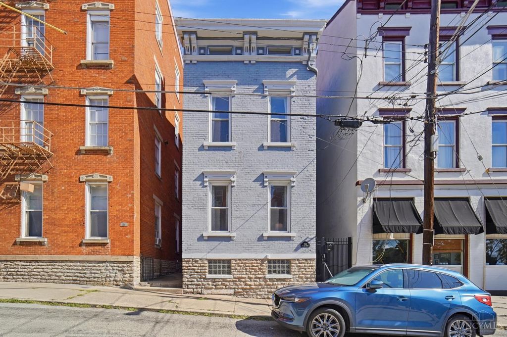 558 Milton Street, Cincinnati, OH 45202