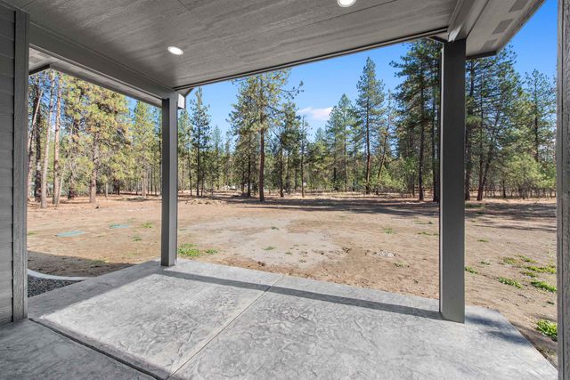6563 Kate Dr, Nine Mile Falls, WA 99026