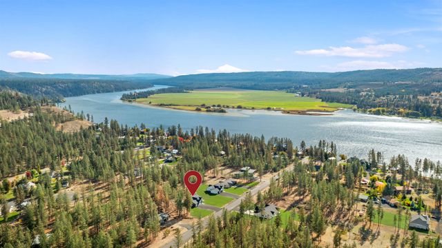 6563 Kate Dr, Nine Mile Falls, WA 99026