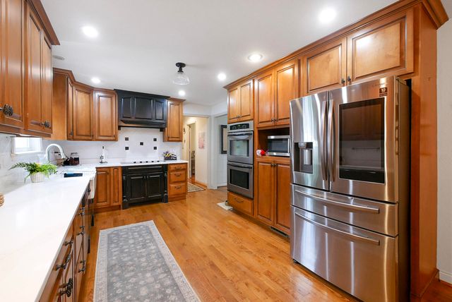 1649 E Boy Scout Road, Hixson, TN 37343