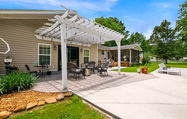 1649 E Boy Scout Road, Hixson, TN 37343